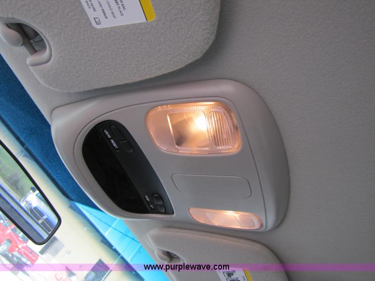 image for item B2264 2007 Dodge Ram 1500 quad cab pickup truck