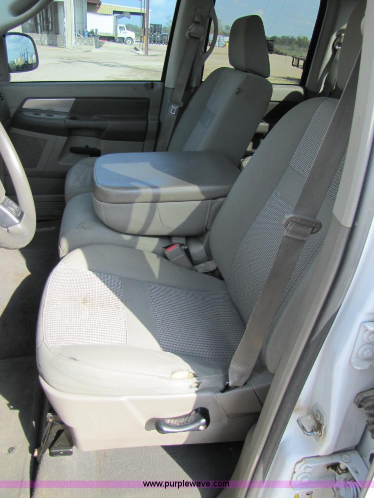 image for item B2264 2007 Dodge Ram 1500 quad cab pickup truck