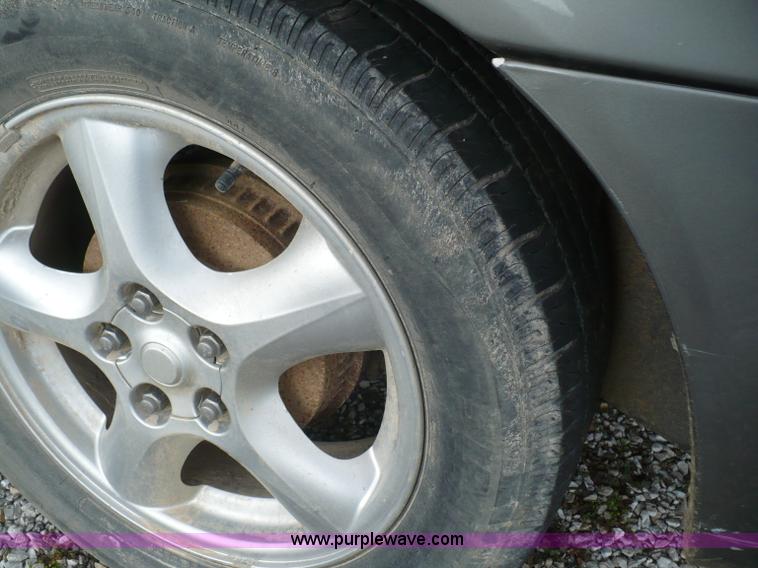 image for item B6308 2003 Ford Taurus SES