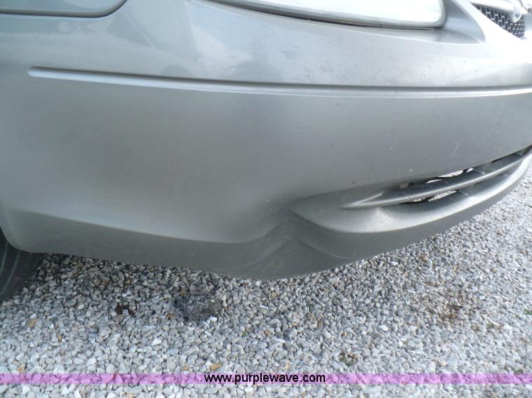 image for item B6308 2003 Ford Taurus SES