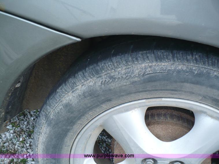 image for item B6308 2003 Ford Taurus SES