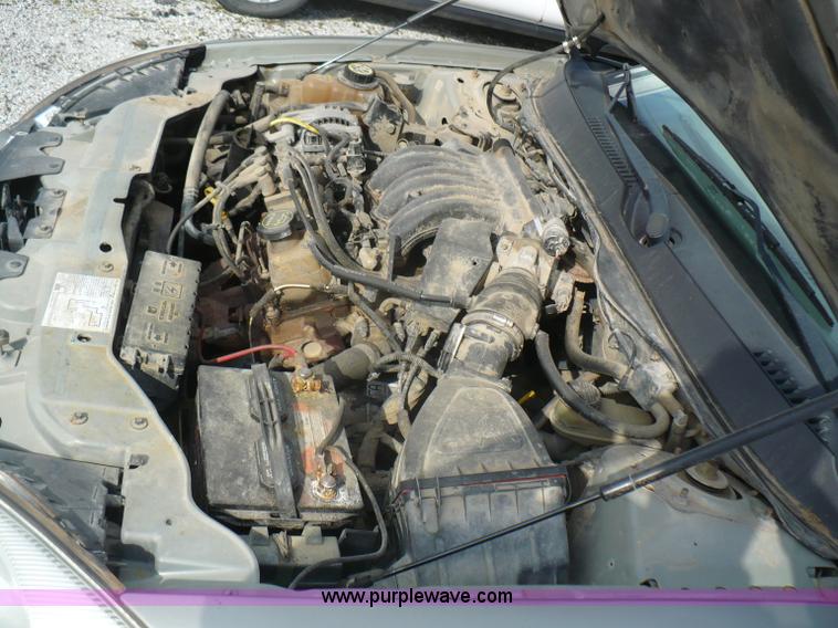 image for item B6308 2003 Ford Taurus SES