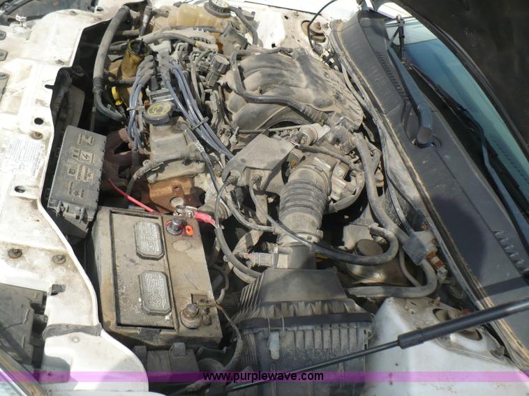 image for item B6309 2006 Ford Taurus SE