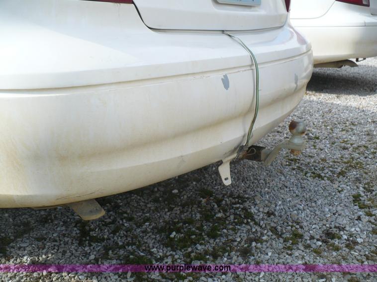 image for item B6310 2003 Ford Taurus SES