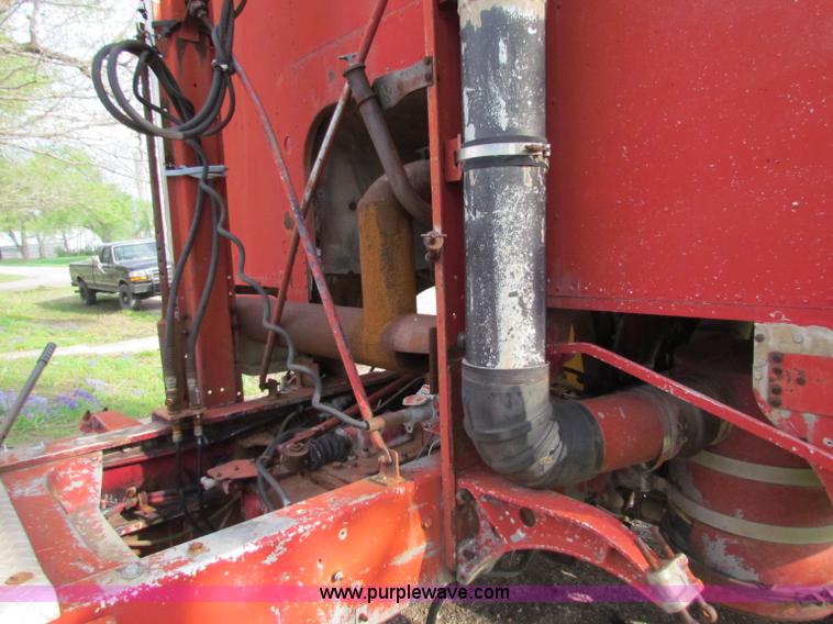 image for item B7210 1974 Freightliner semi truck