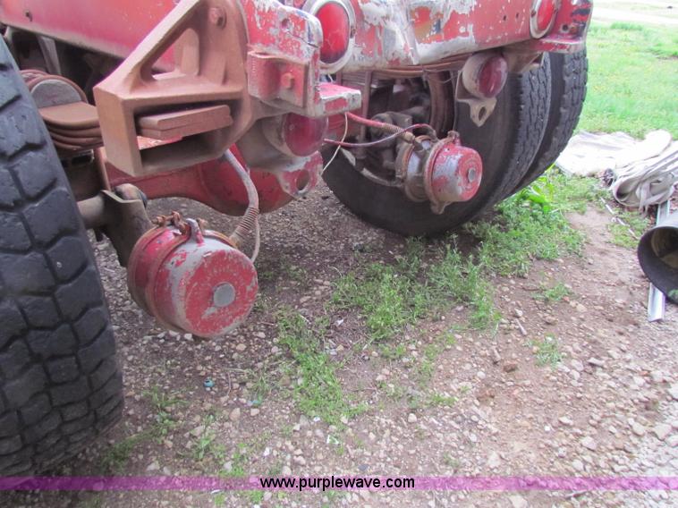 image for item B7210 1974 Freightliner semi truck