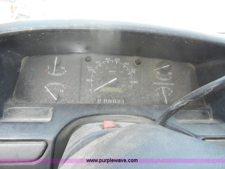 image for item C4245 1993 Ford F350 XL pickup truck
