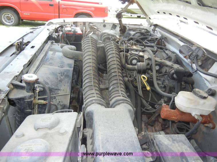 image for item C4245 1993 Ford F350 XL pickup truck