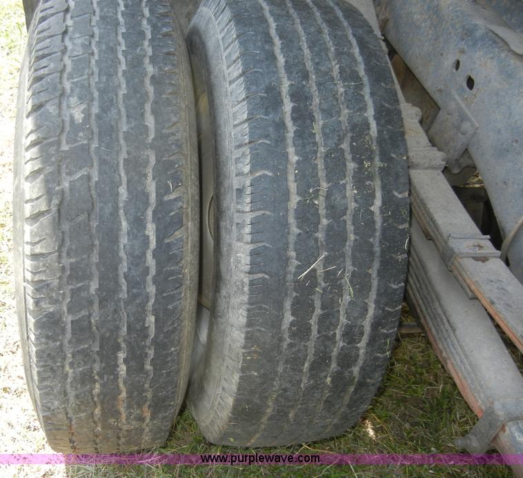 image for item C4245 1993 Ford F350 XL pickup truck
