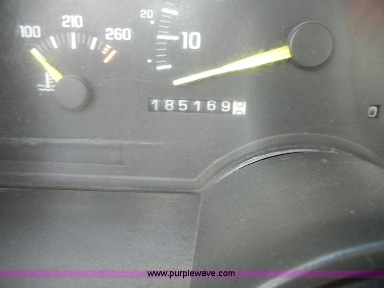 image for item C4248 1992 Chevrolet K1500 Cheyenne pickup truck