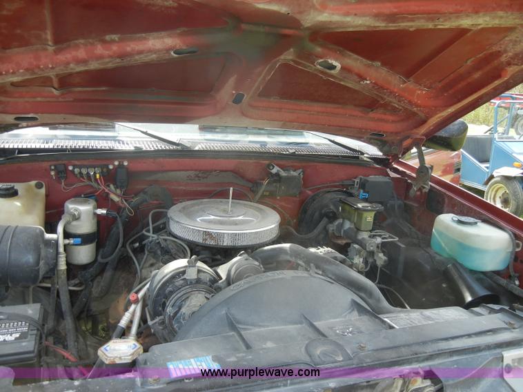 image for item C4248 1992 Chevrolet K1500 Cheyenne pickup truck