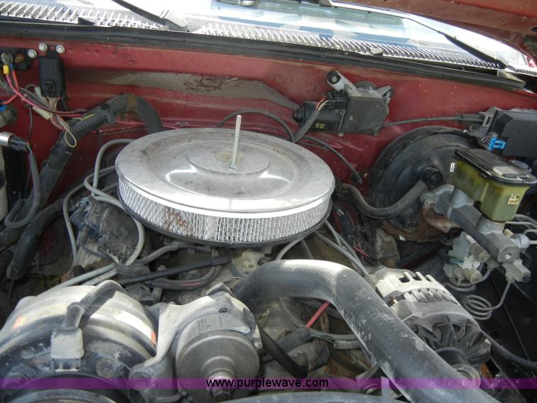 image for item C4248 1992 Chevrolet K1500 Cheyenne pickup truck