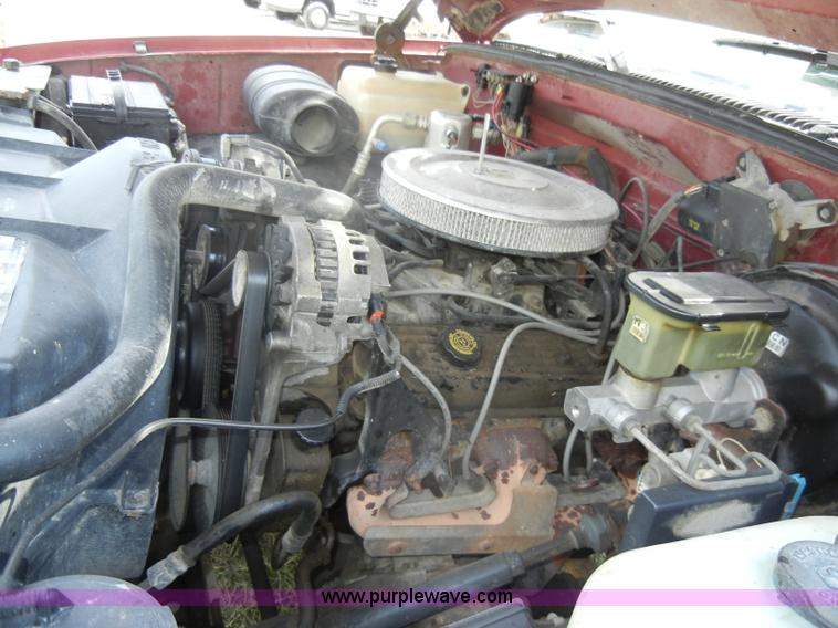 image for item C4248 1992 Chevrolet K1500 Cheyenne pickup truck