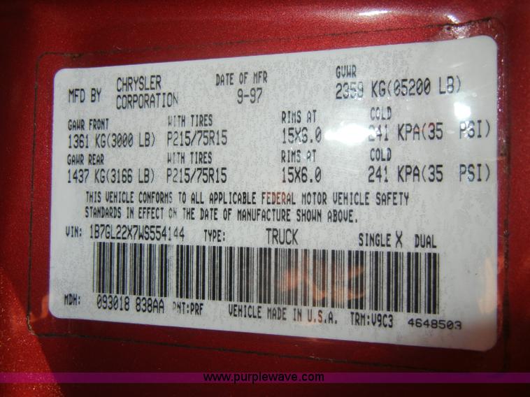 image for item C4249 1998 Dodge Dakota SLT club cab pickup truck