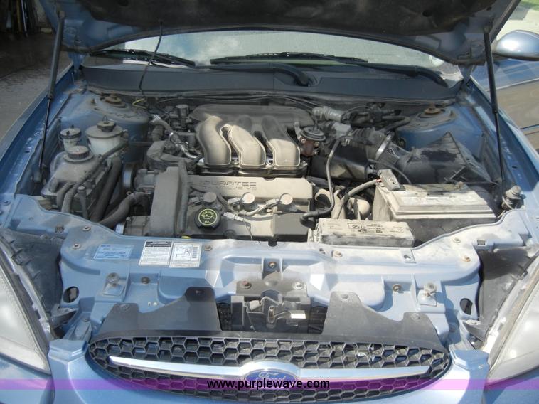 image for item C4250 2000 Ford Taurus SE