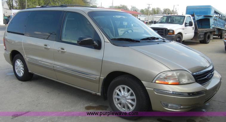 image for item C4251 2000 Ford Windstar SE mini van