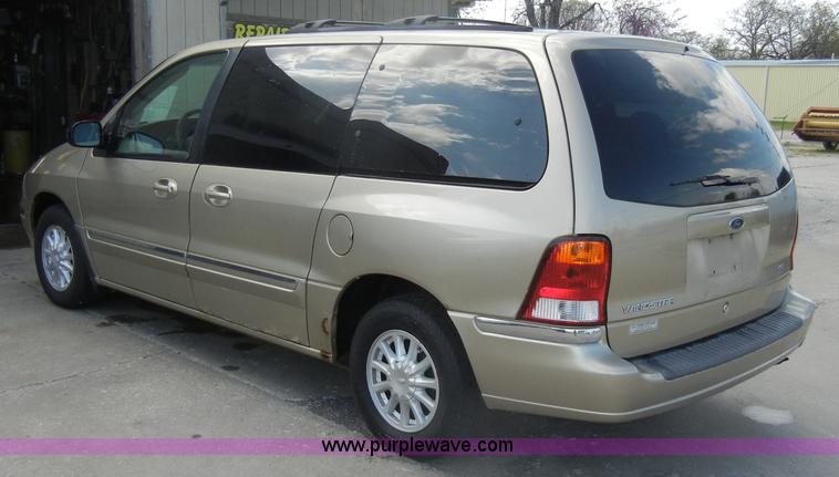 image for item C4251 2000 Ford Windstar SE mini van