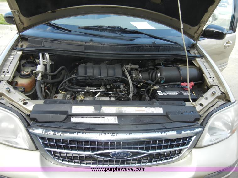 image for item C4251 2000 Ford Windstar SE mini van