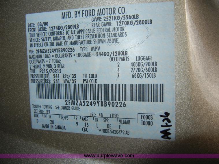 image for item C4251 2000 Ford Windstar SE mini van