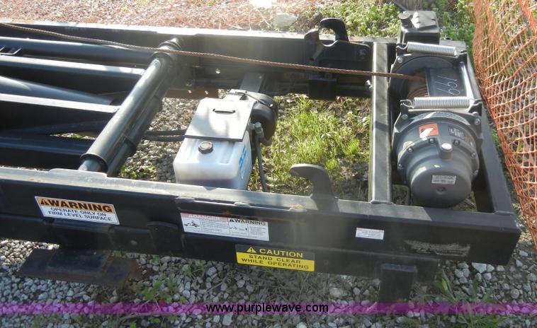 image for item C4252 2006 Switch-N-Go detachable roll back unit