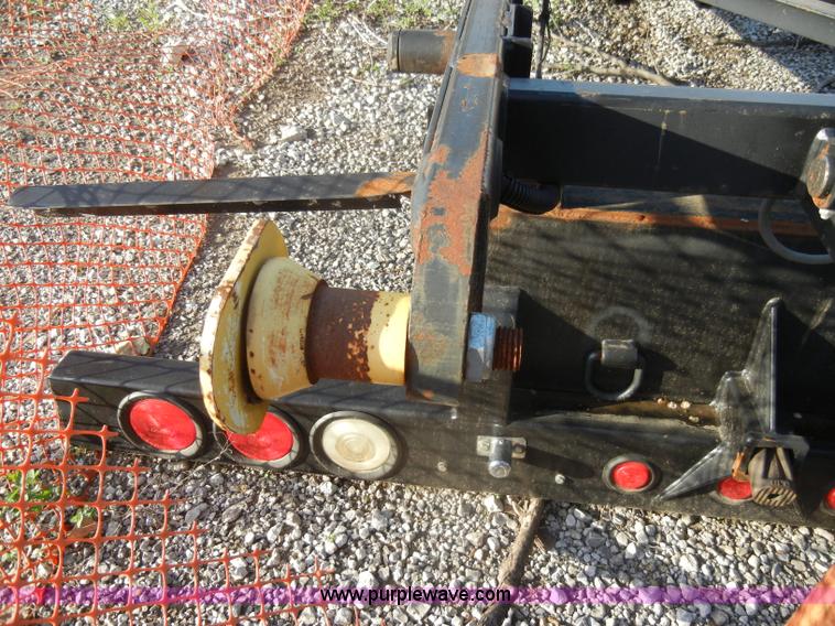 image for item C4252 2006 Switch-N-Go detachable roll back unit