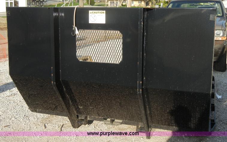 image for item C4253 2007 Switch-N-Go detachable bed