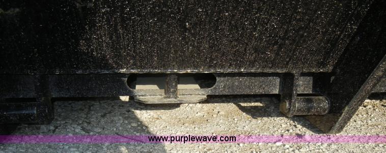 image for item C4253 2007 Switch-N-Go detachable bed