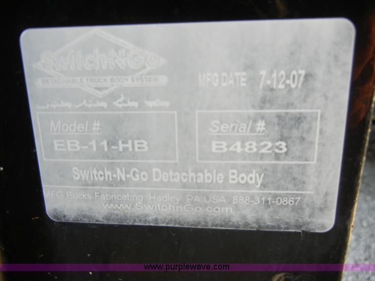 image for item C4253 2007 Switch-N-Go detachable bed