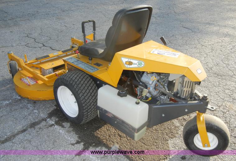 image for item C4256 Walker MBSD ZTR mower