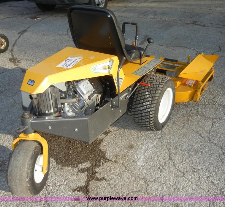 image for item C4256 Walker MBSD ZTR mower