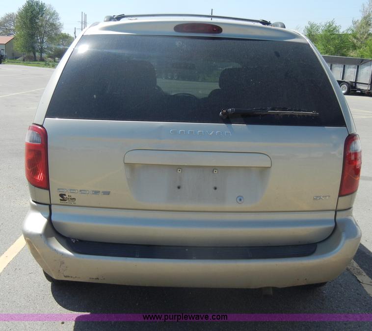 image for item C4258 2006 Dodge Caravan SXT mini van