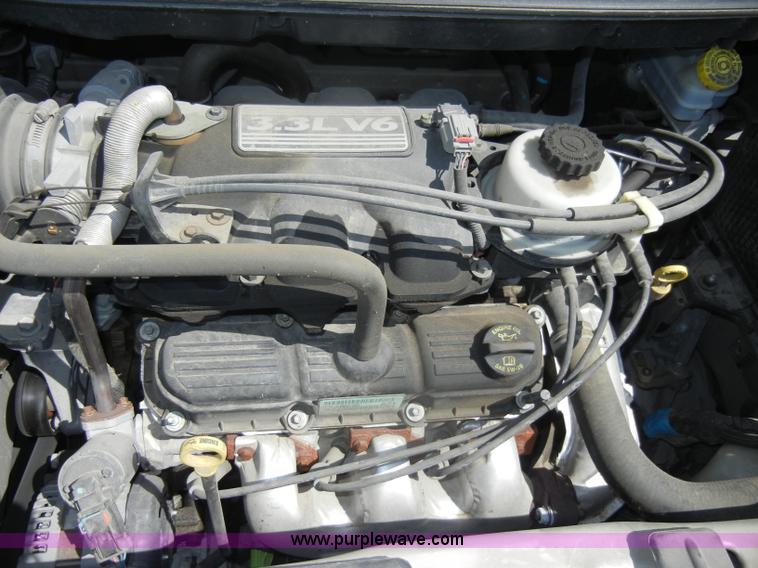 image for item C4258 2006 Dodge Caravan SXT mini van
