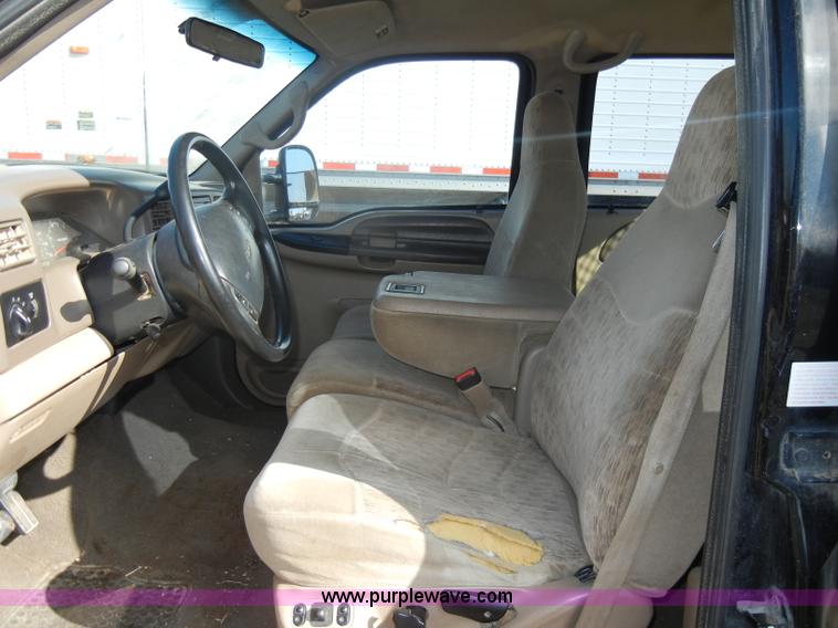 image for item C4363 1999 Ford F250 XLT Super Duty crew cab pickup truck