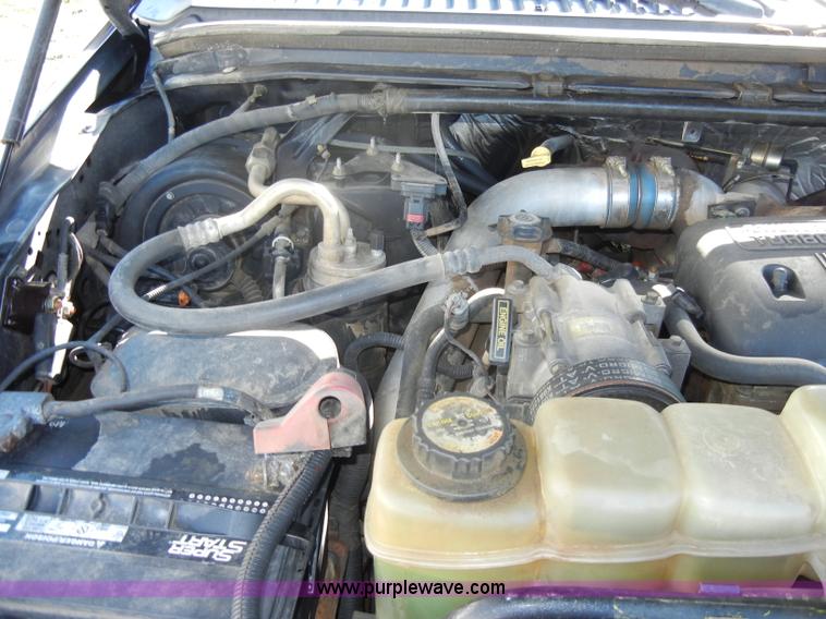 image for item C4363 1999 Ford F250 XLT Super Duty crew cab pickup truck