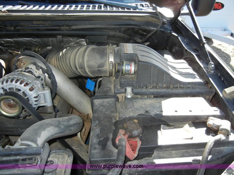 image for item C4363 1999 Ford F250 XLT Super Duty crew cab pickup truck
