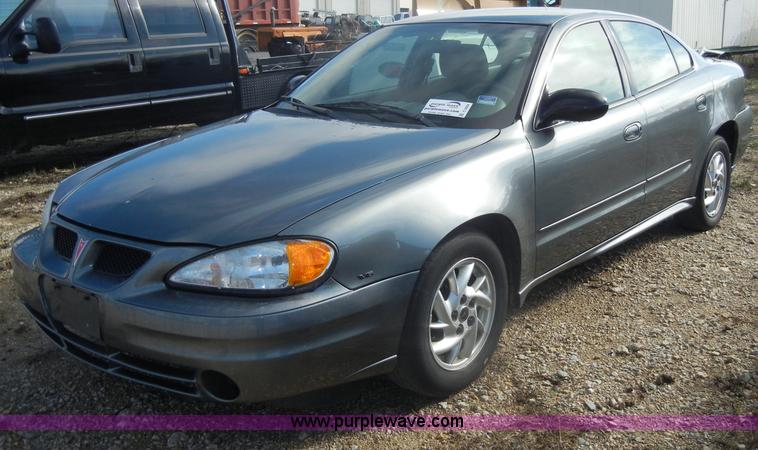 image for item C4364 2004 Pontiac Grand Am SE