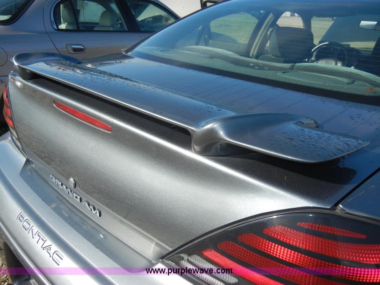 image for item C4364 2004 Pontiac Grand Am SE