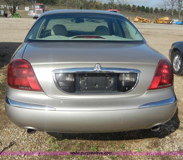 image for item C4365 2000 Lincoln Continental
