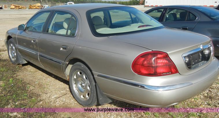 image for item C4365 2000 Lincoln Continental