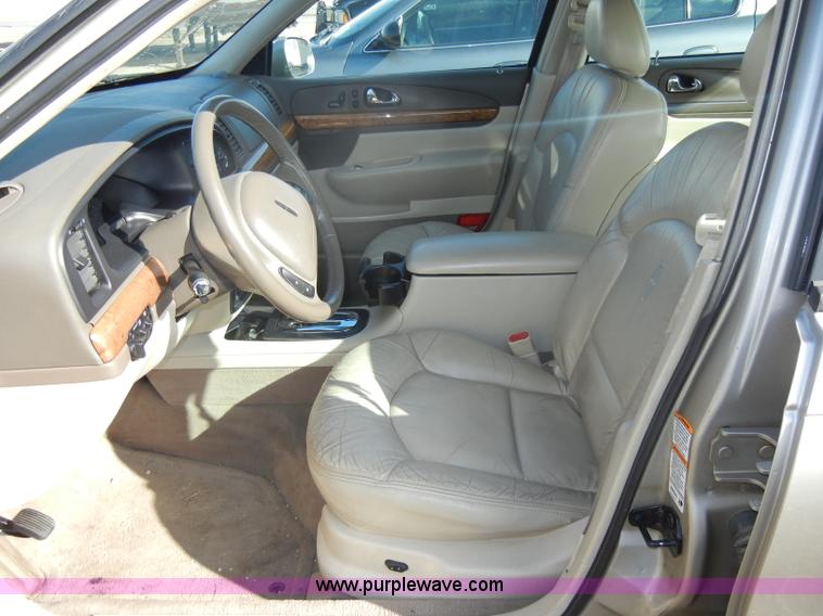 image for item C4365 2000 Lincoln Continental