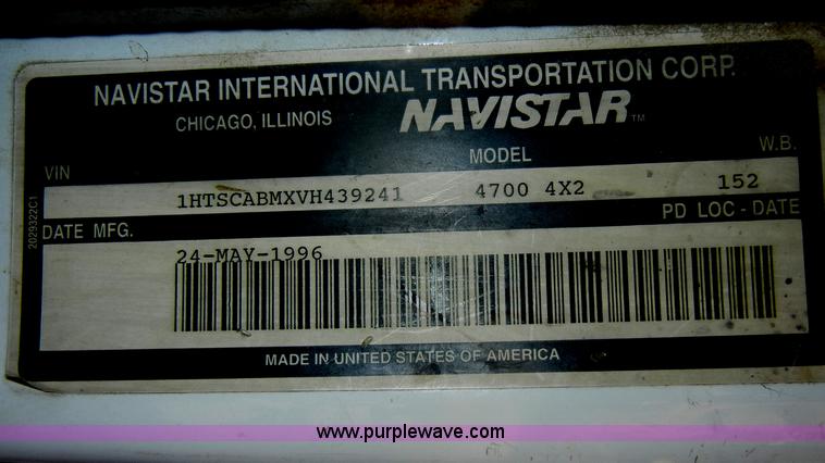 image for item C4366 1997 International 4700 flatbed truck