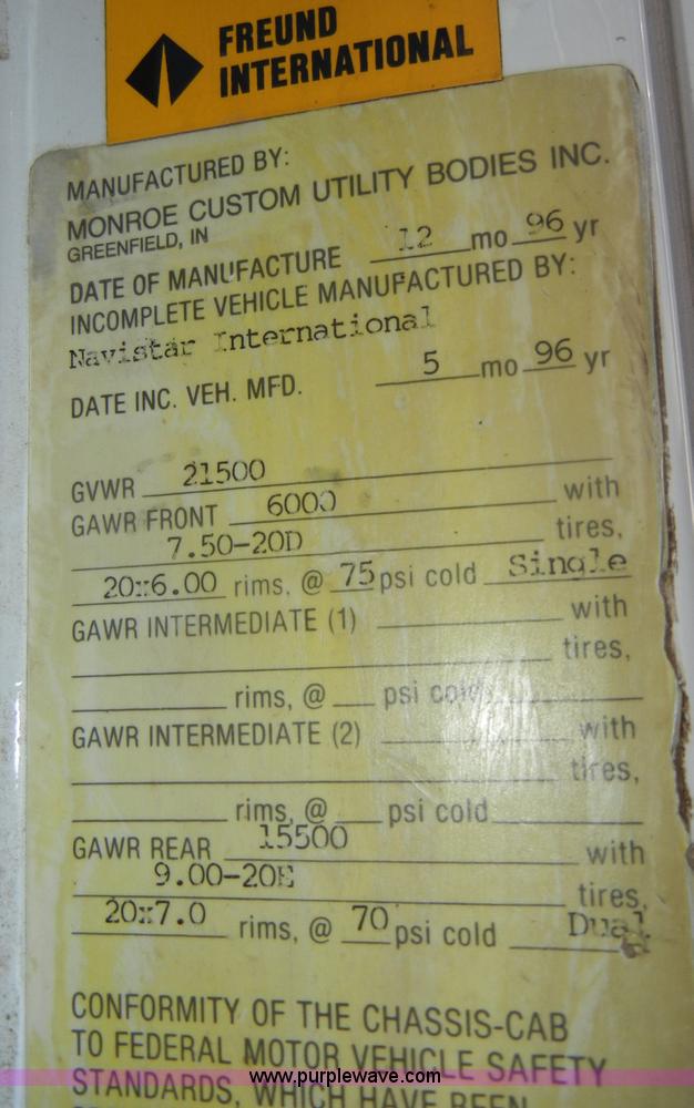 image for item C4366 1997 International 4700 flatbed truck