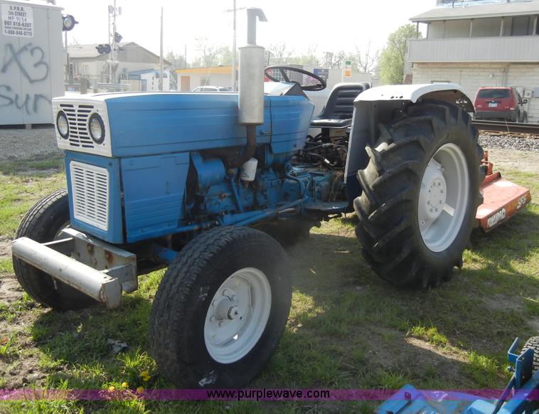 image for item C4396 Long Fiat 45 tractor