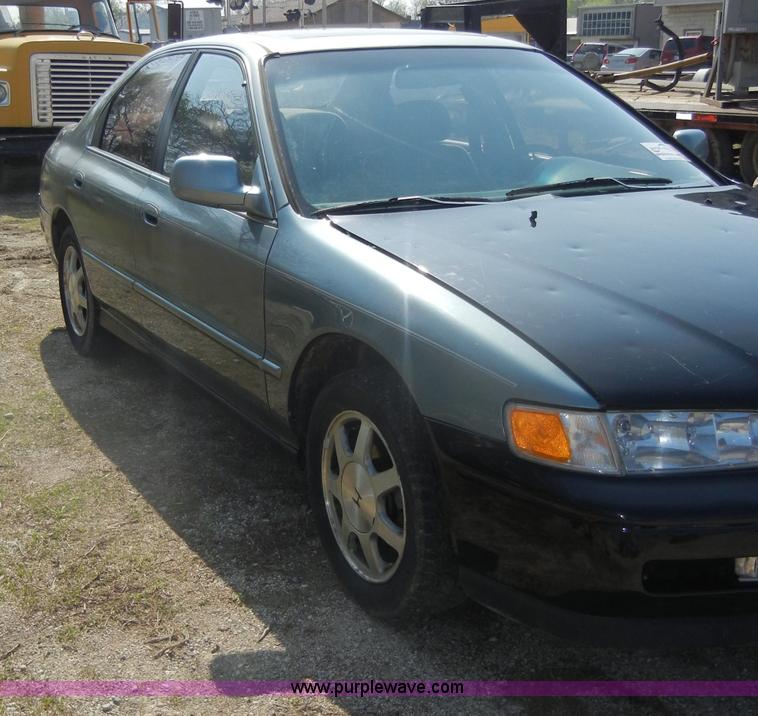 image for item C4400 1994 Honda Accord EX