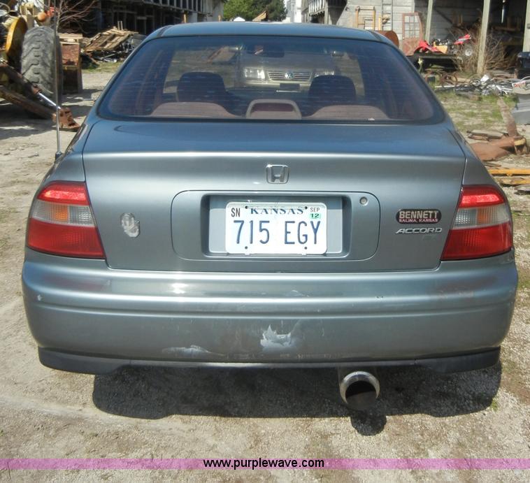 image for item C4400 1994 Honda Accord EX
