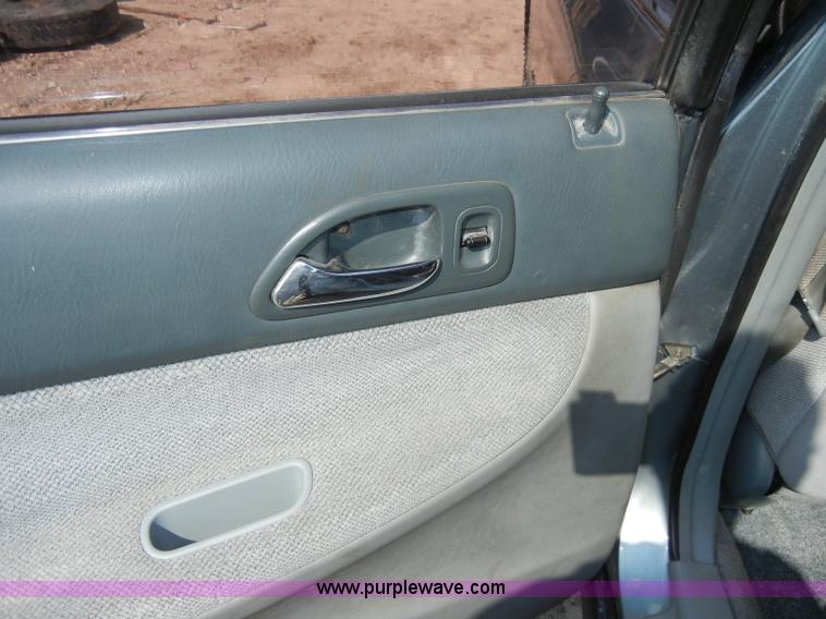 image for item C4400 1994 Honda Accord EX