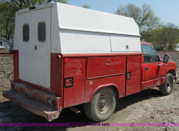 image for item C4403 1998 Chevrolet C2500 pickup truck