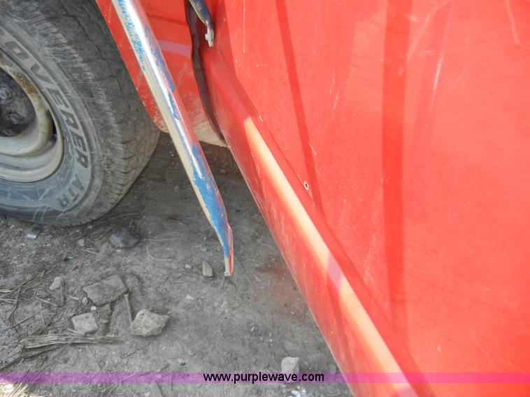 image for item C4403 1998 Chevrolet C2500 pickup truck