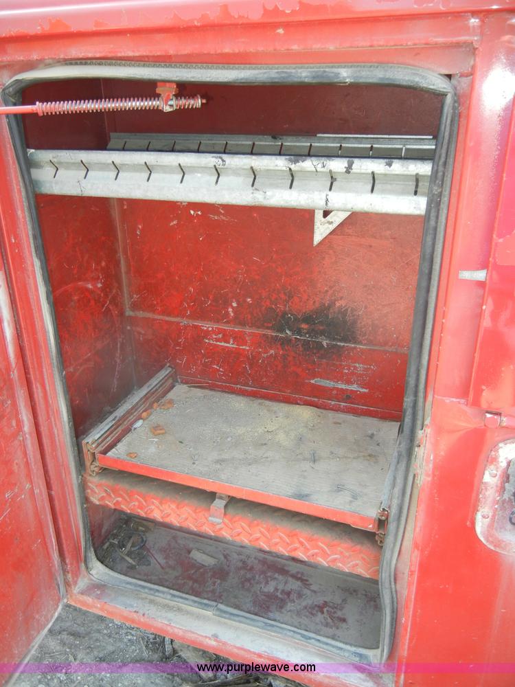 image for item C4403 1998 Chevrolet C2500 pickup truck