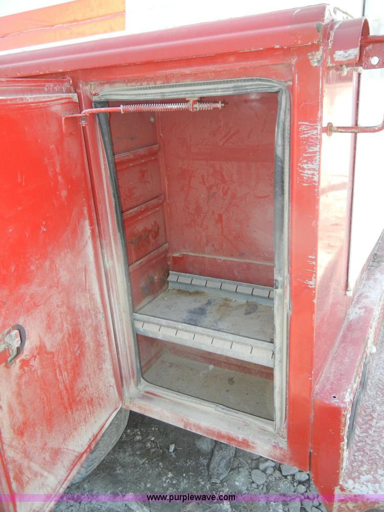 image for item C4403 1998 Chevrolet C2500 pickup truck